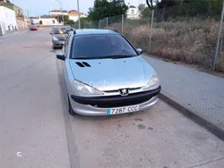 Gris / plata Usado 2002 Peugeot 206 Familiar | 3000 €