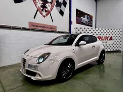 Beige Usado 2011 Alfa Romeo MiTo Quadrifoglio Verde Utilitario | 9490 € (Precio justo)