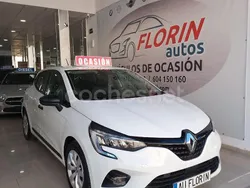 Blanco Usado 2021 Renault Clio V Business Berlina | 11.990 € (Precio justo)