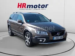Negro Usado 2014 Volvo XC70 Momentum SUV | 14.940 €