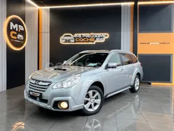 Gris / plata Usado 2014 Subaru Outback SUV | 10.990 € (Precio justo)
