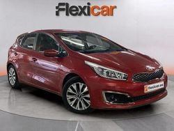 Rojo Usado 2018 Kia Ceed Berlina | 10.970 € (Buen precio)