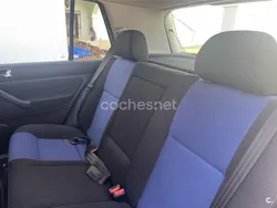 Gris / plata Usado 2000 VW Golf IV Berlina | 2500 € (Precio justo)