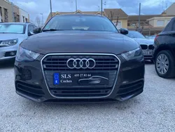 Marrón Usado 2013 Audi A1 Attraction Utilitario | 9500 € (Precio justo)