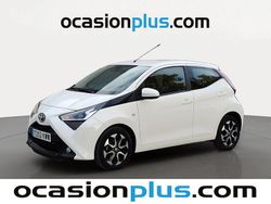 Blanco Usado 2019 Toyota Aygo X-play Utilitario | 11.446 € (Precio justo)