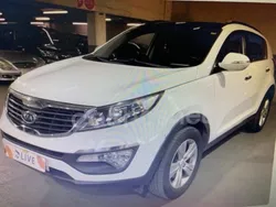 Blanco Usado 2012 Kia Sportage SUV | 9999 € (Precio justo)