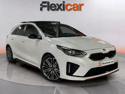 Blanco Usado 2021 Kia Ceed GT 2 Berlina | 20.490 € (Buen precio)