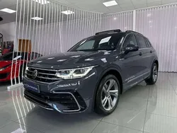 Gris Usado 2022 VW Tiguan R-line SUV | 32.990 € (Un poco caro)