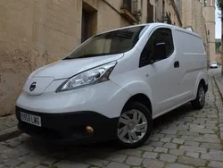 Usado 2021 Nissan e-NV200 Van | 9700 €