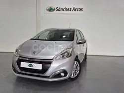 Gris / plata Usado 2017 Peugeot 208 Style Utilitario | 11.600 € (Un poco caro)