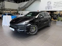 Negro jet metalizado Usado 2019 Porsche Cayenne SUV | 61.500 € (Precio justo)