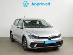Gris plata Usado 2024 VW Polo Life Berlina | 20.600 € (Precio justo)
