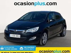 Negro Usado 2012 Opel Astra Selective Utilitario | 7390 € (Precio justo)