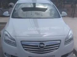 Blanco Usado 2011 Opel Insignia Eco Familiar | 8300 € (Precio justo)