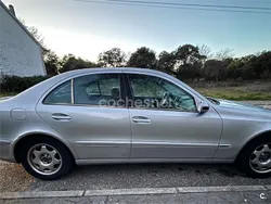 Gris / plata Usado 2003 Mercedes E270 Classic Berlina | 2700 € (Caro)