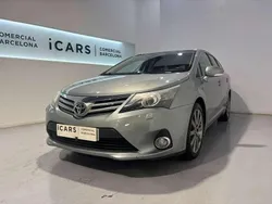 Gris Usado 2013 Toyota Avensis Executive Berlina | 9990 € (Precio justo)