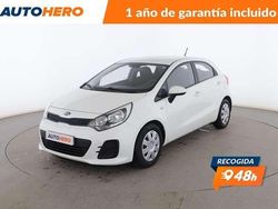 Blanco Usado 2015 Kia Rio Utilitario | 9099 € (Precio justo)