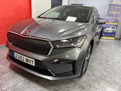 Gris Usado 2023 Skoda Enyaq iV SUV | 35.400 € (Precio justo)
