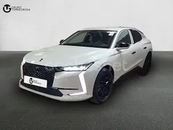 Blanco Usado 2023 DS Automobiles DS4 Performance Berlina | 34.900 € (Caro)