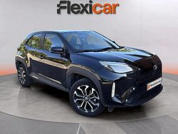 Negro Usado 2021 Toyota Yaris Hybrid Active | 20.990 € (Un poco caro)