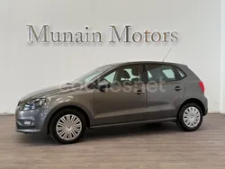Gris / plata Usado 2015 VW Polo Advance Berlina | 9990 € (Precio justo)