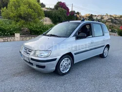 Gris / plata Usado 2003 Hyundai Matrix GLS Monovolumen | 2750 €