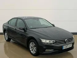 Usado 2020 VW Passat Berlina | 17.009 € (Buen precio)