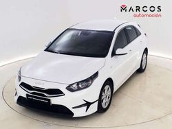 Blanco Usado 2024 Kia Ceed Utilitario | 20.000 € (Precio justo)