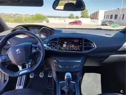 Blanco Usado 2018 Peugeot 308 GT-line Berlina | 12.500 € (Precio justo)