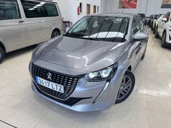 Gris Usado 2021 Peugeot 208 Active Utilitario | 13.499 € (Un poco caro)