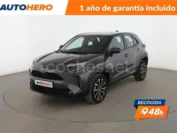 Gris / plata Usado 2023 Toyota Yaris Cross Active SUV | 24.899 € (Precio justo)