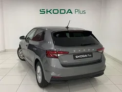 Gris Usado 2024 Skoda Fabia Selection | 18.900 € (Un poco caro)
