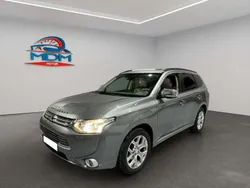 Gris Usado 2014 Mitsubishi Outlander P-HEV Motion SUV | 14.980 € (Precio justo)