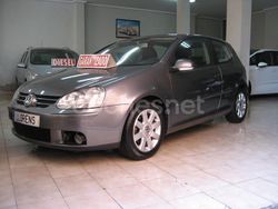 Gris / plata Usado 2004 VW Golf IV Highline Berlina | 4999 € (Precio justo)
