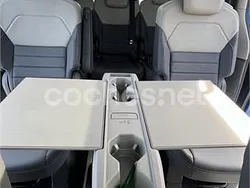Azul Usado 2023 VW Multivan Style Monovolumen | 60.500 €