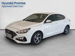 Blanco Usado 2021 Hyundai i30 Berlina | 16.990 € (Precio justo)