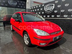 Rojo Usado 2003 Ford Focus Trend Berlina | 2450 € (Caro)