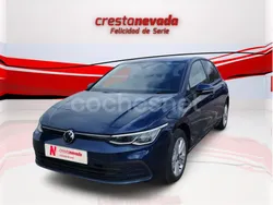 Azul Usado 2021 VW Golf VIII Berlina | 21.390 € (Precio justo)