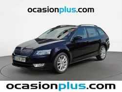 Negro Usado 2016 Skoda Octavia Ambition Familiar | 13.900 € (Precio justo)
