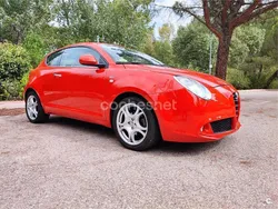 Rojo Usado 2009 Alfa Romeo MiTo Distinctive Utilitario | 4500 € (Precio justo)