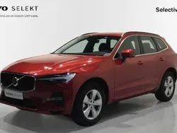 Rojo Usado 2023 Volvo XC60 Core SUV | 39.900 € (Buen precio)