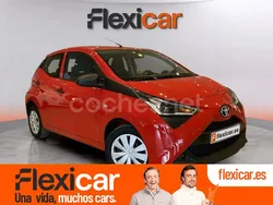 Rojo Usado 2021 Toyota Aygo X-play Utilitario | 10.990 € (Precio justo)