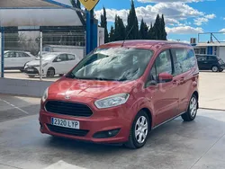 Granate Usado 2017 Ford Tourneo Courier Trend Monovolumen | 9500 € (Precio justo)