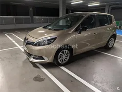 Beige Usado 2014 Renault Scénic III LIMITED Monovolumen | 6500 € (Buen precio)