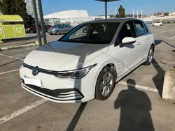 Blanco Usado 2021 VW Golf VIII Life Berlina | 17.990 € (Un poco caro)