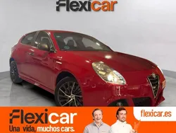 Rojo Usado 2017 Alfa Romeo Giulietta Utilitario | 14.690 € (Un poco caro)