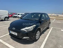 Negro Usado 2018 Hyundai i20 Berlina | 9500 € (Buen precio)