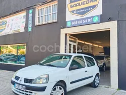 Blanco Usado 2006 Renault Clio II Dynamique Berlina | 2500 € (Buen precio)