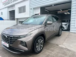 Beige Usado 2023 Hyundai Tucson SUV | 23.995 € (Precio justo)