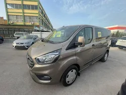 Marrón Usado 2023 Ford Transit Custom Trend Familiar | 32.900 € (Caro)
